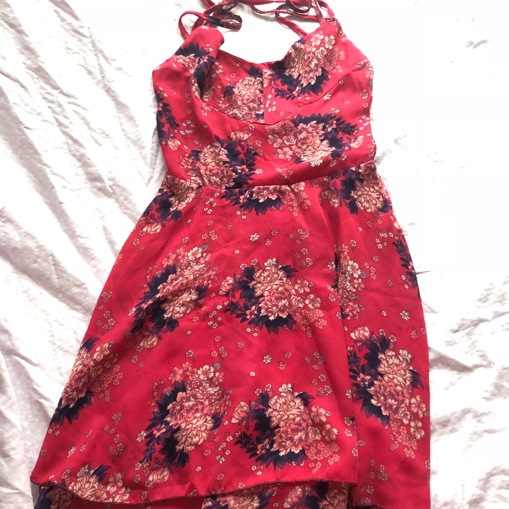 Cute pink floral dress. Size small